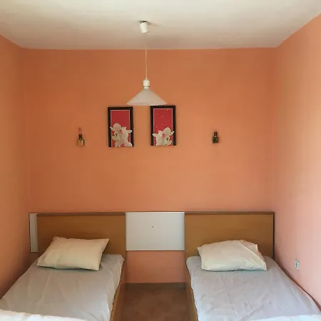 X Varna Hostel